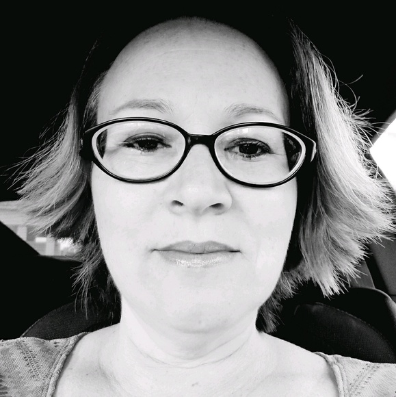 Meet your Posher, Lucy - Picture 1 of 1